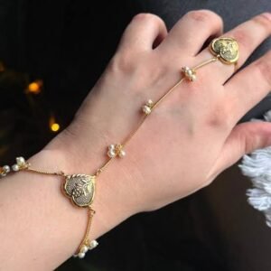 braclete with ring