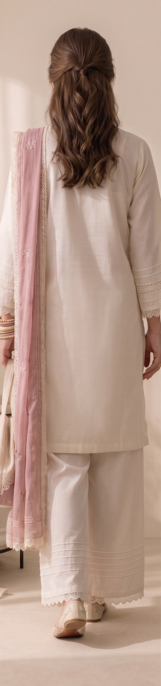Izora Pearl White & Mauve 3-Piece Ensemble - Image 3